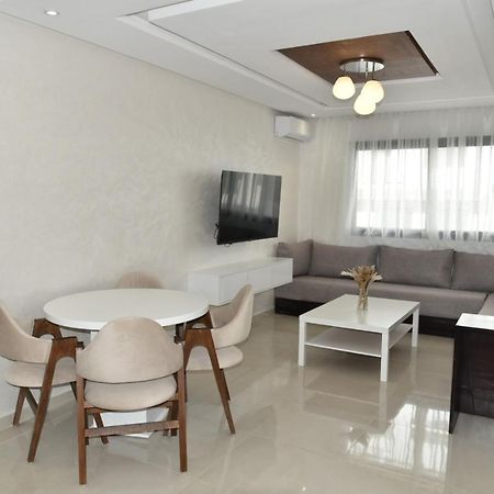Lovely Apartment With Pool & Gym Kénitra Extérieur photo