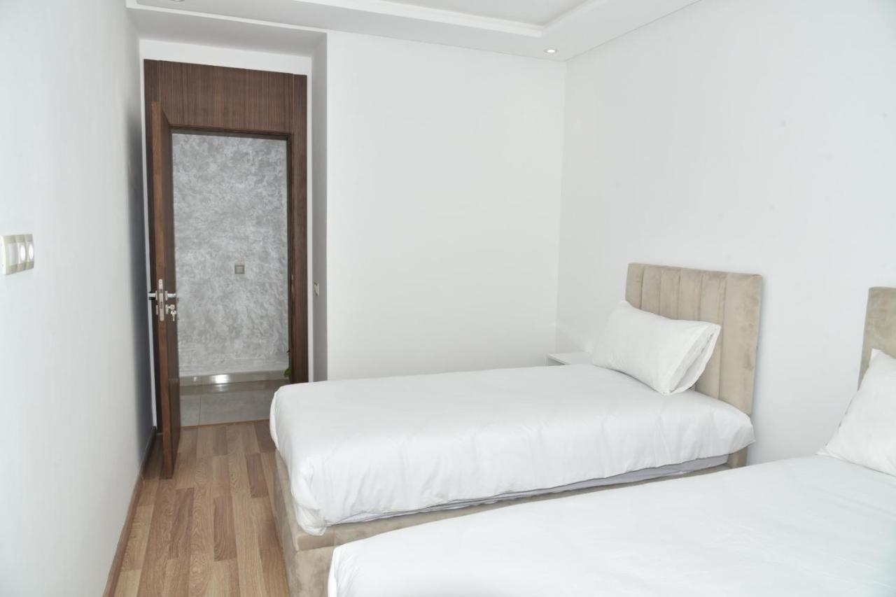 Lovely Apartment With Pool & Gym Kénitra Extérieur photo